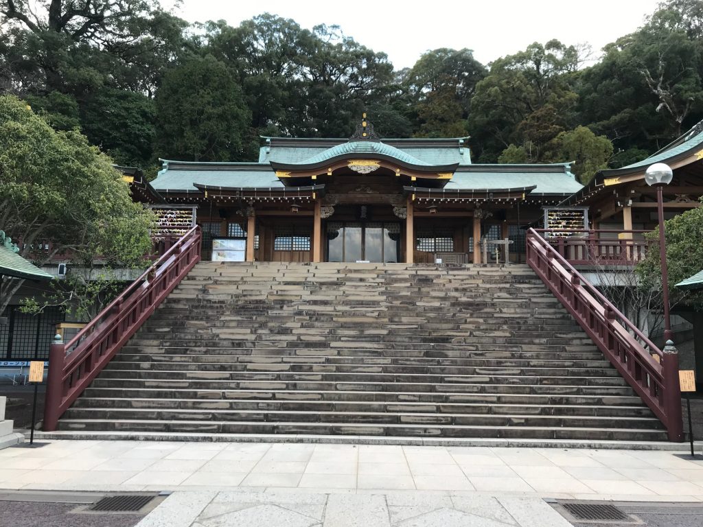 たまには神社でも