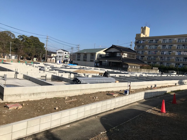 ただいま建築中！